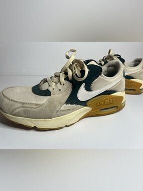 Nike Air Max Sneakers - Cream, Dark Green & White